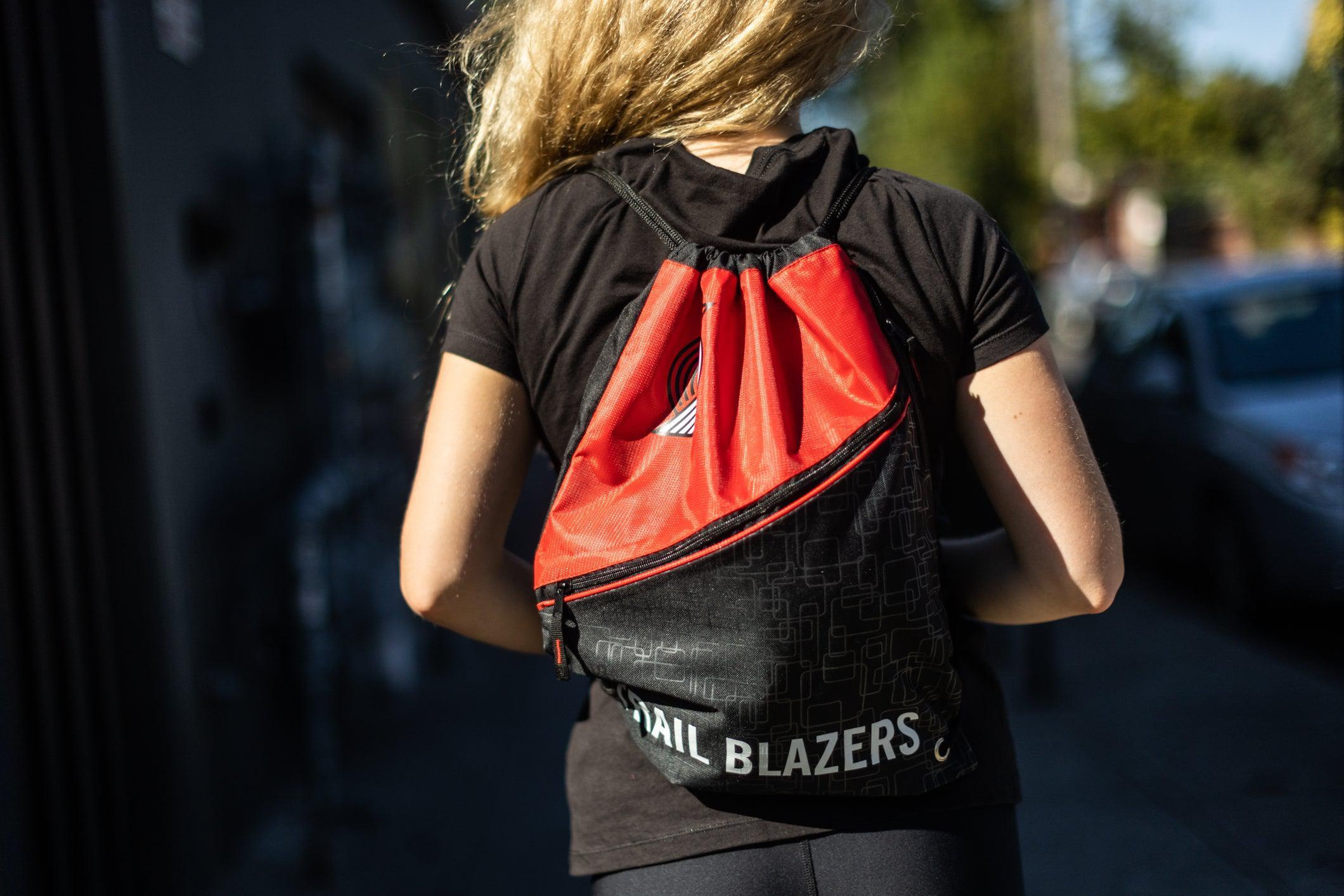 Black & Red Diagonal Zip Drawstring Cinch