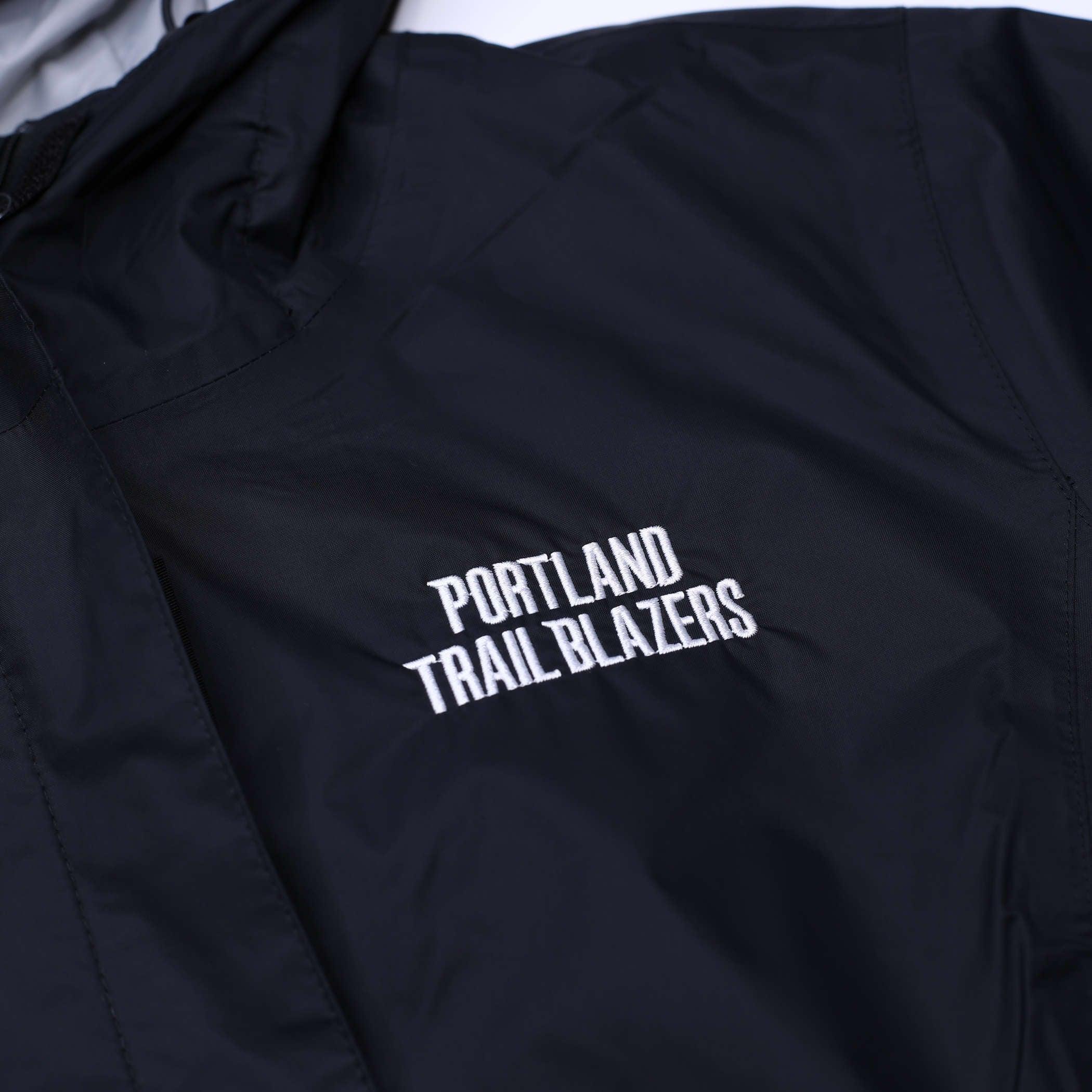 Columbia Women's Arcadia Waterproof Black Raincoat