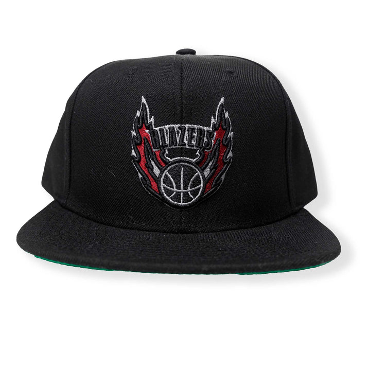 Mitchell & Ness Retro Flames Black Snapback