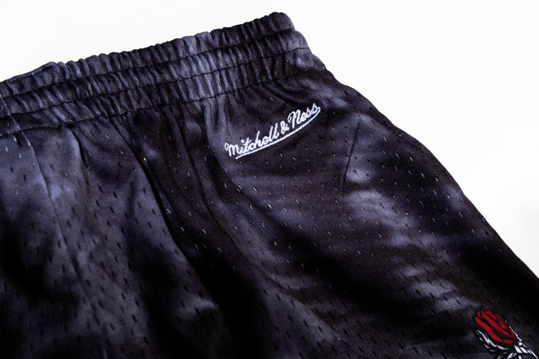 Mitchell & Ness Women's Energy Psychedelic Shorts