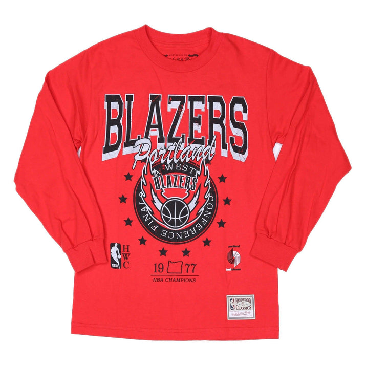 Mitchell & Ness Women's Red Oversized Long Sleeved Tee