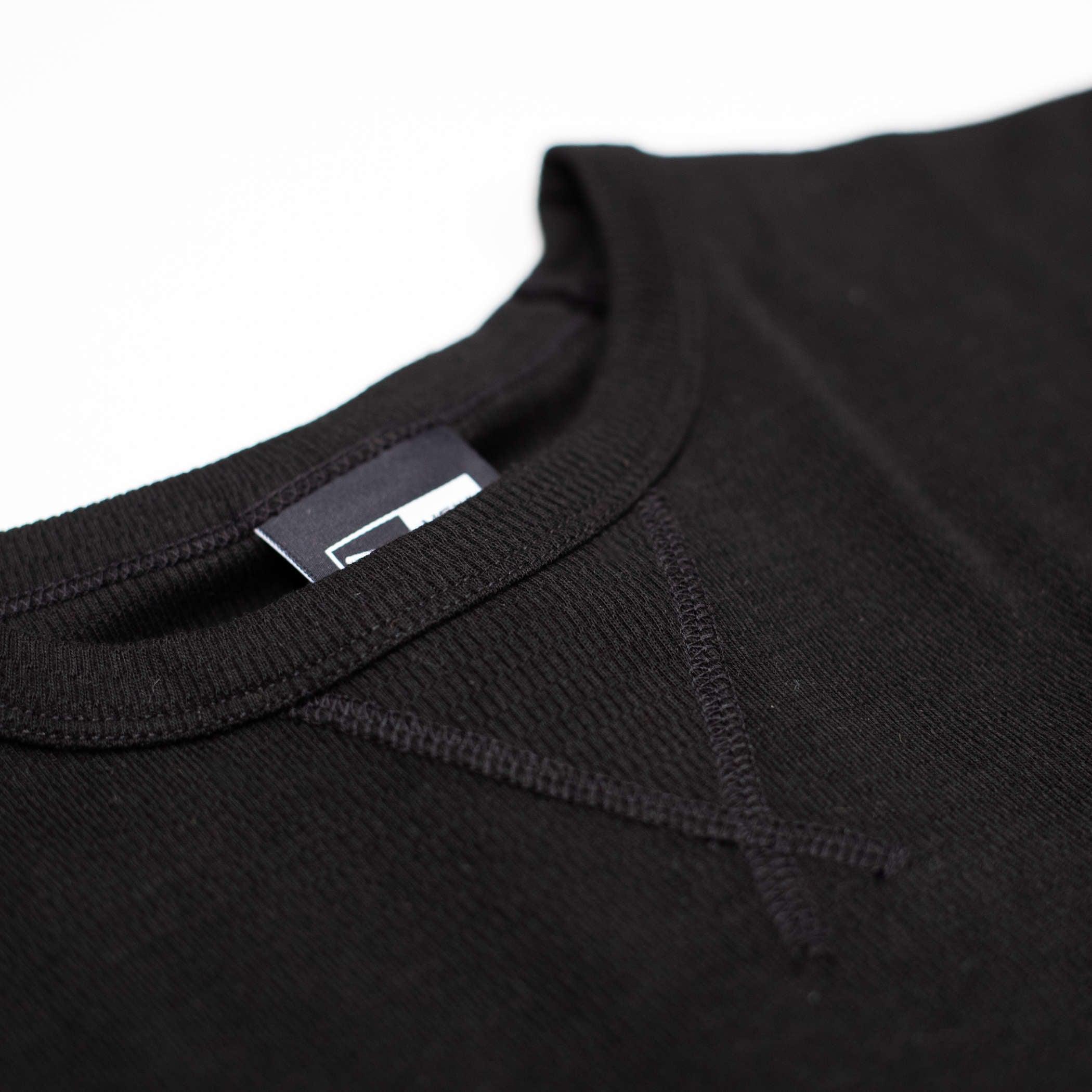 New Era Women's Waffle Knit Long Sleeve Black Crop Top