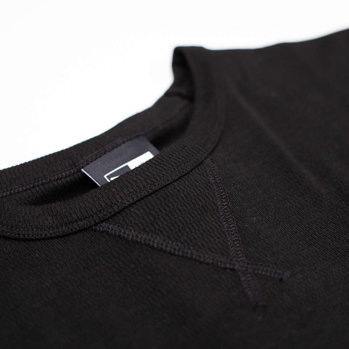 New Era Women's Waffle Knit Long Sleeve Black Crop Top