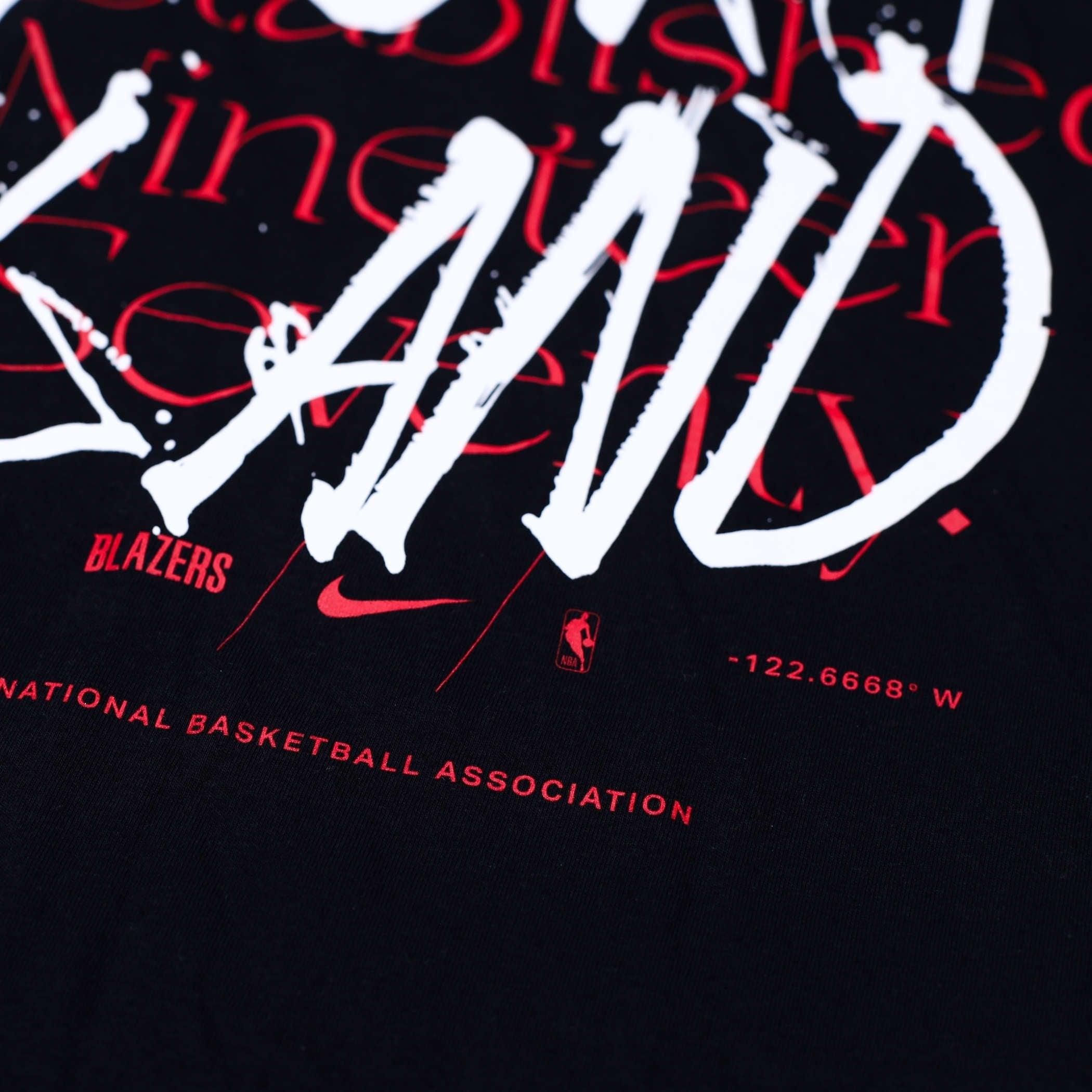 Nike Courtside Max Black Long Sleeve T-Shirt