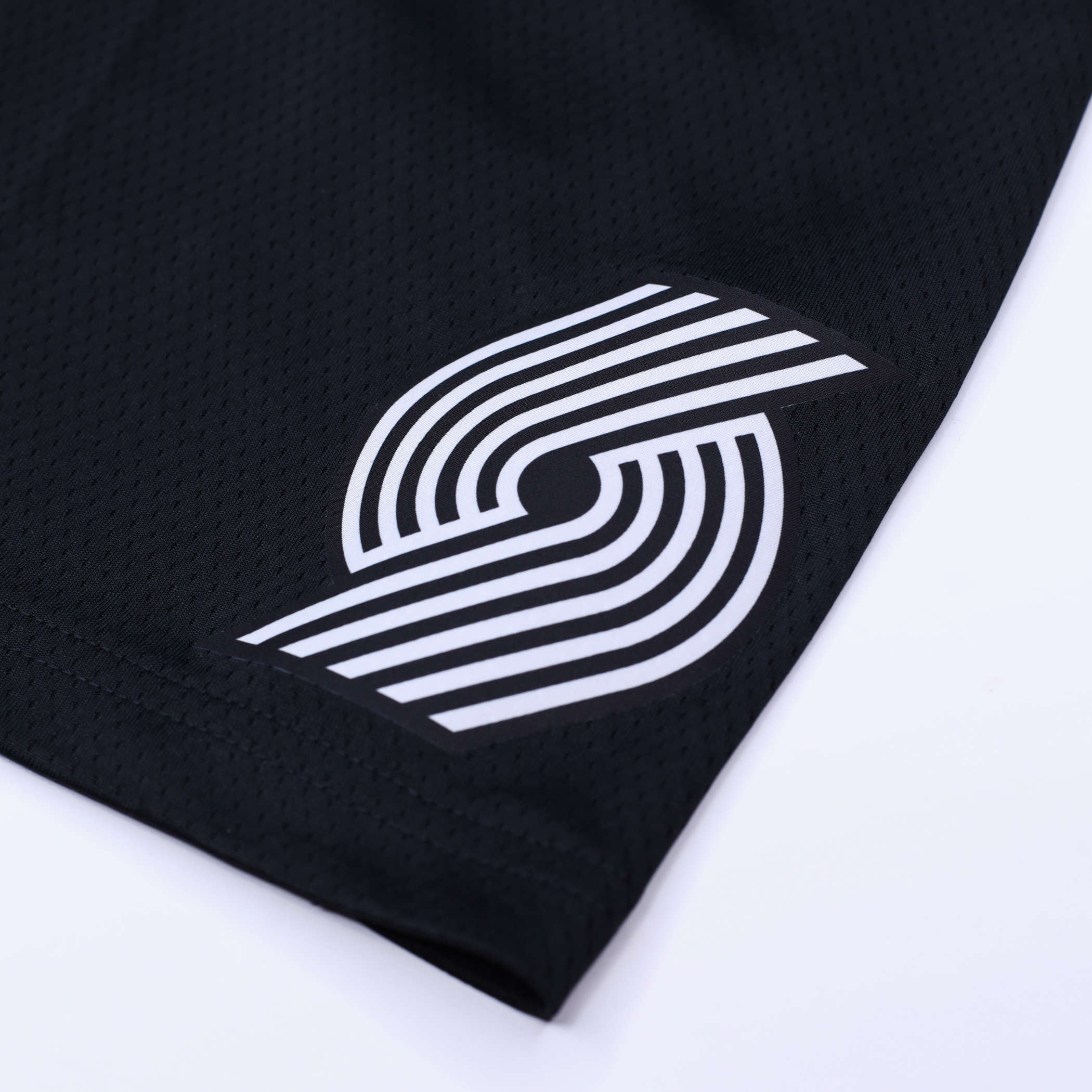 Nike PDX City Edition Knee Length Shorts