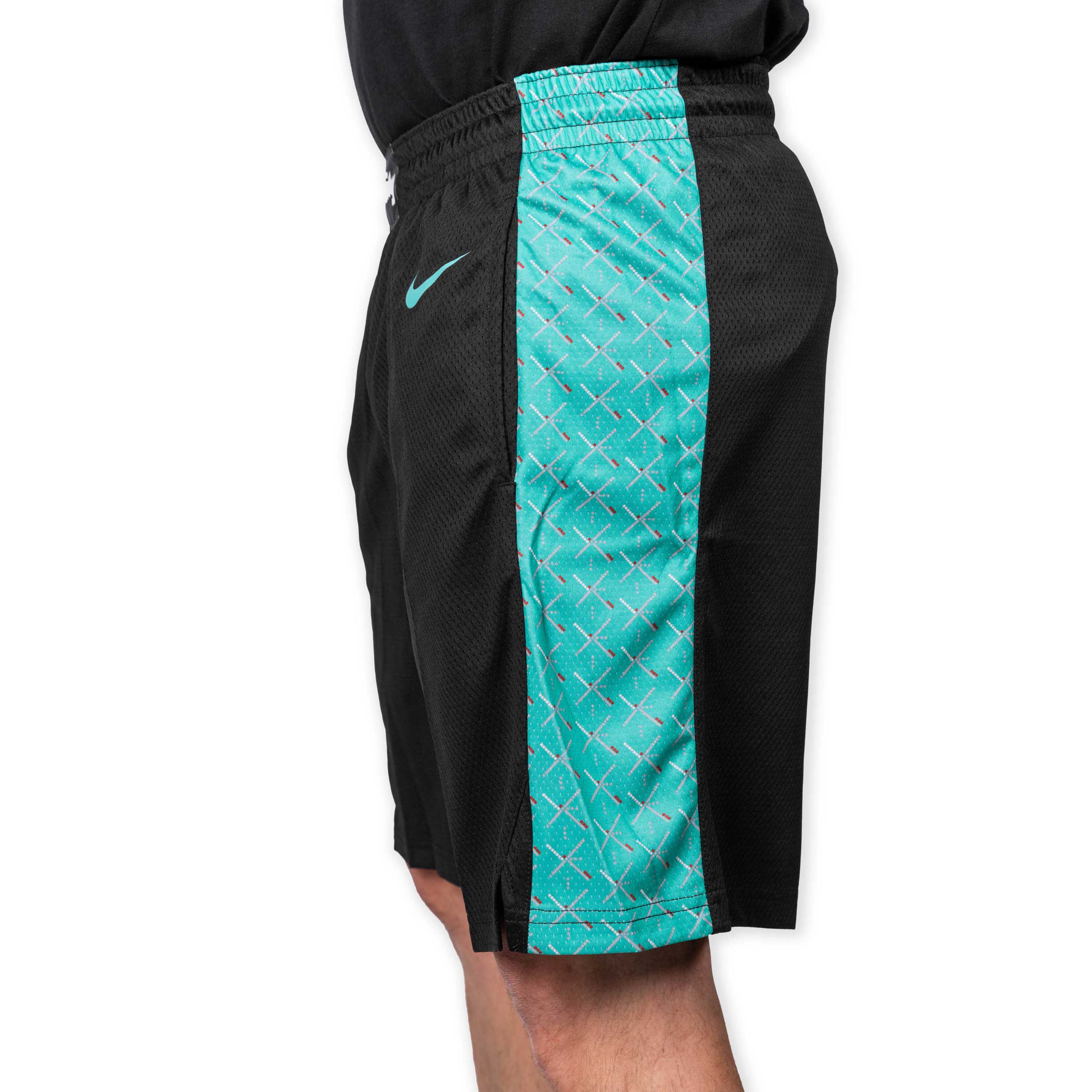 Nike PDX City Edition Knee Length Shorts