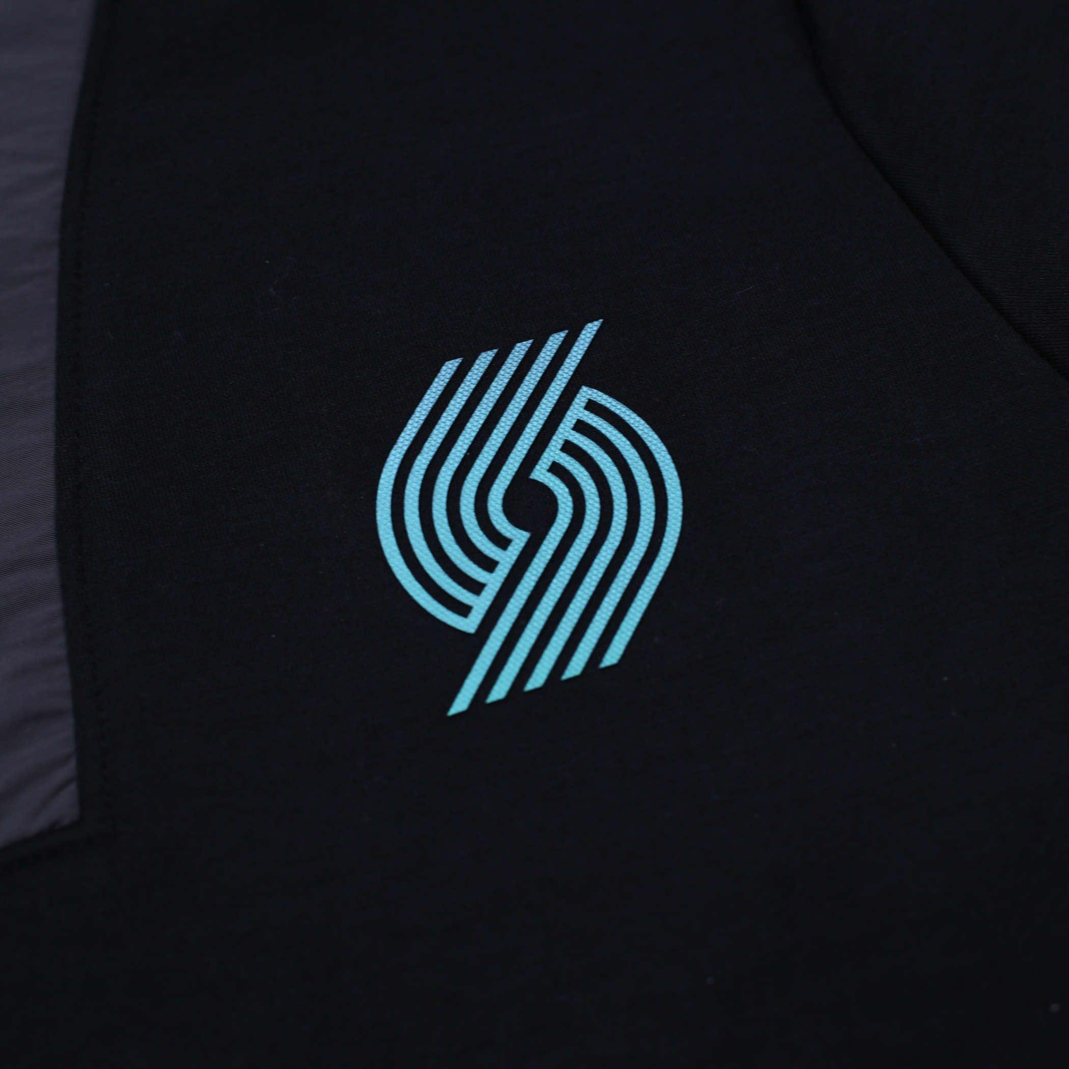 Ruckus Anorak Pullover Black Hoodie