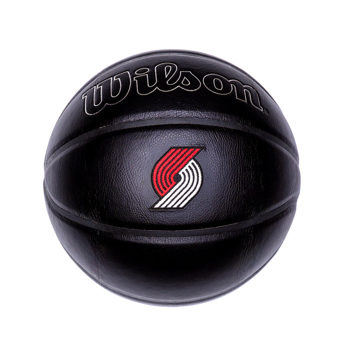 Wilson NBA Team Premier Basketball