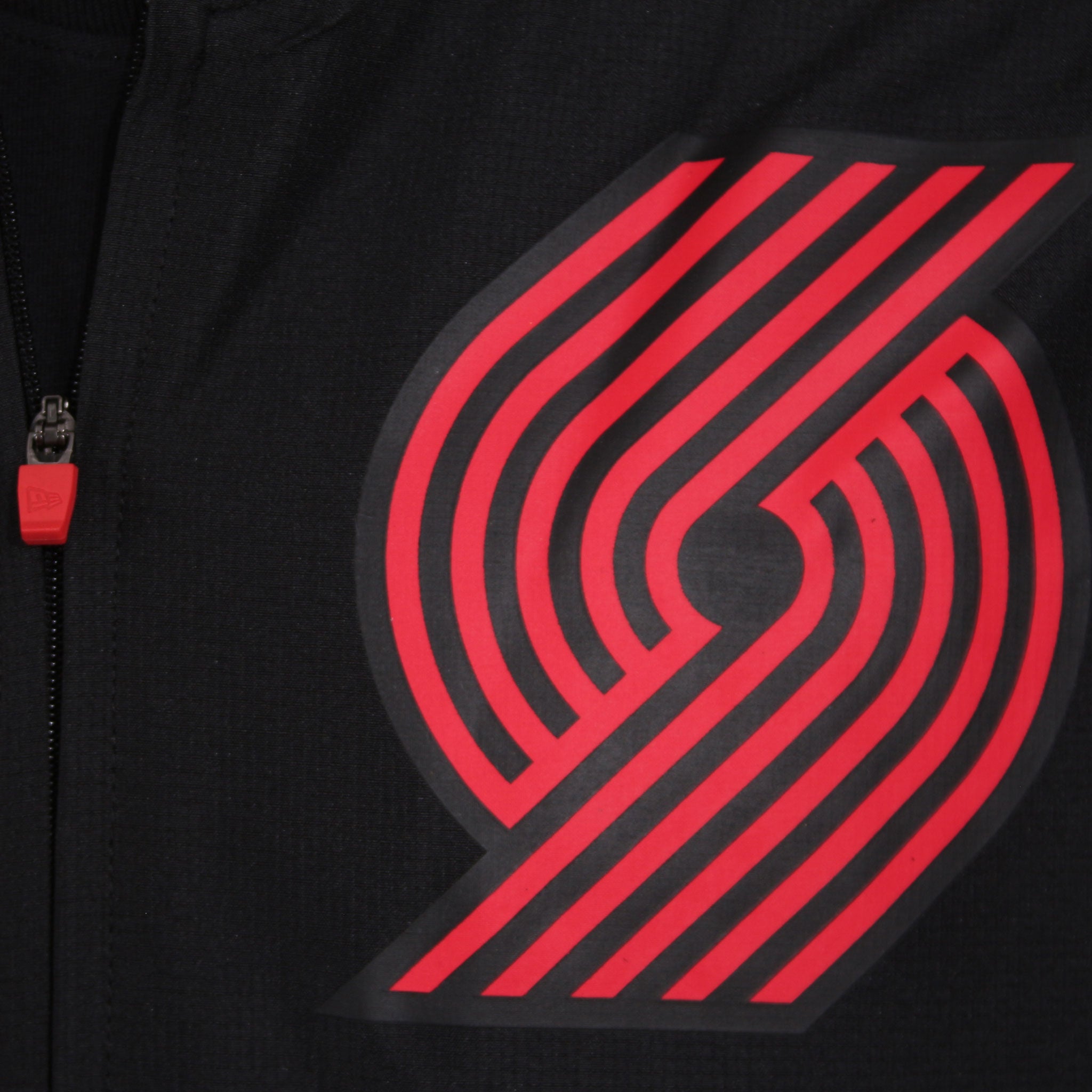 Portland Trail Blazers New Era Logo Windbreaker - XS - 